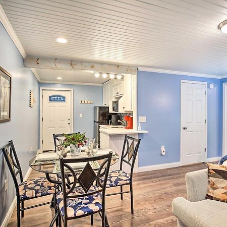 Updated Williamstown Apartment With Kitchen! Ngoại thất bức ảnh