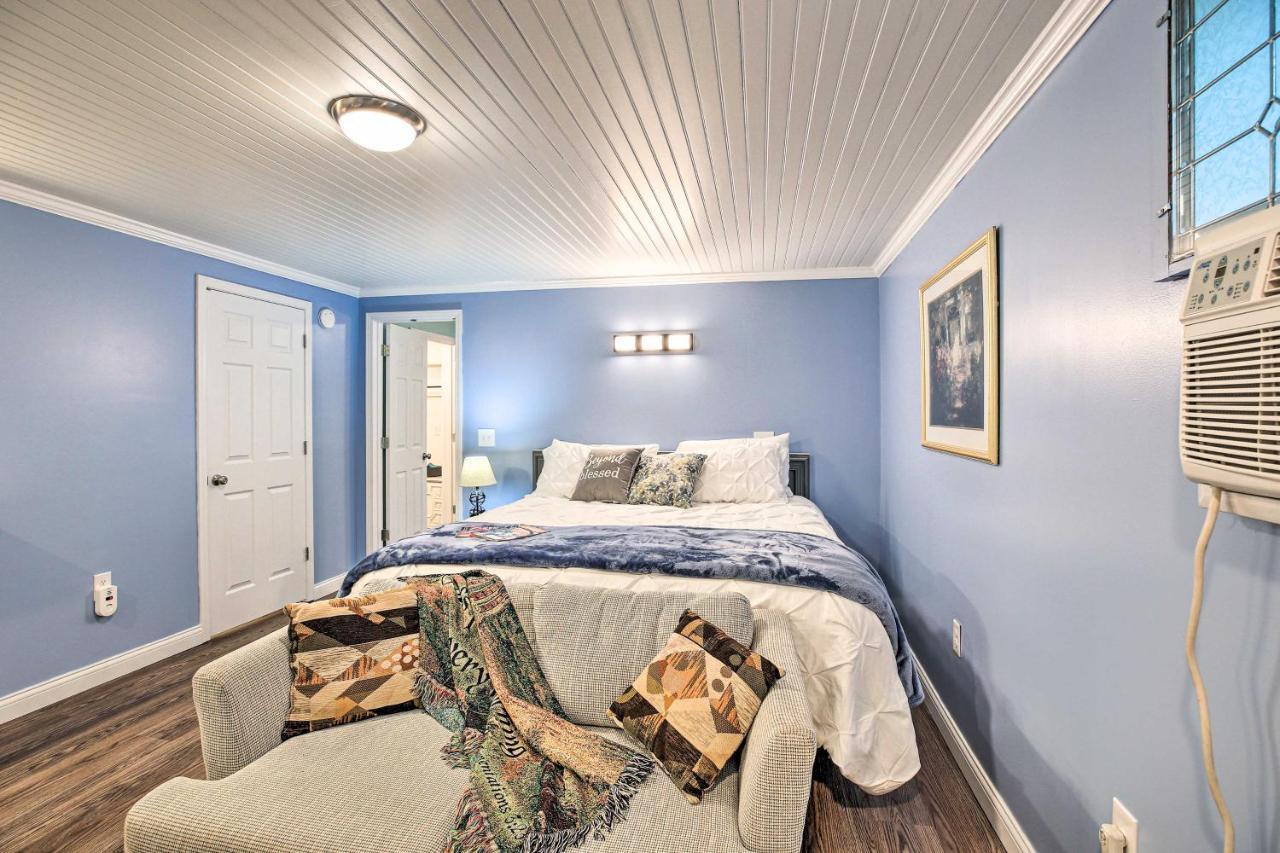 Updated Williamstown Apartment With Kitchen! Ngoại thất bức ảnh